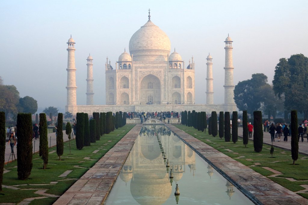 73 AGRA.JPG